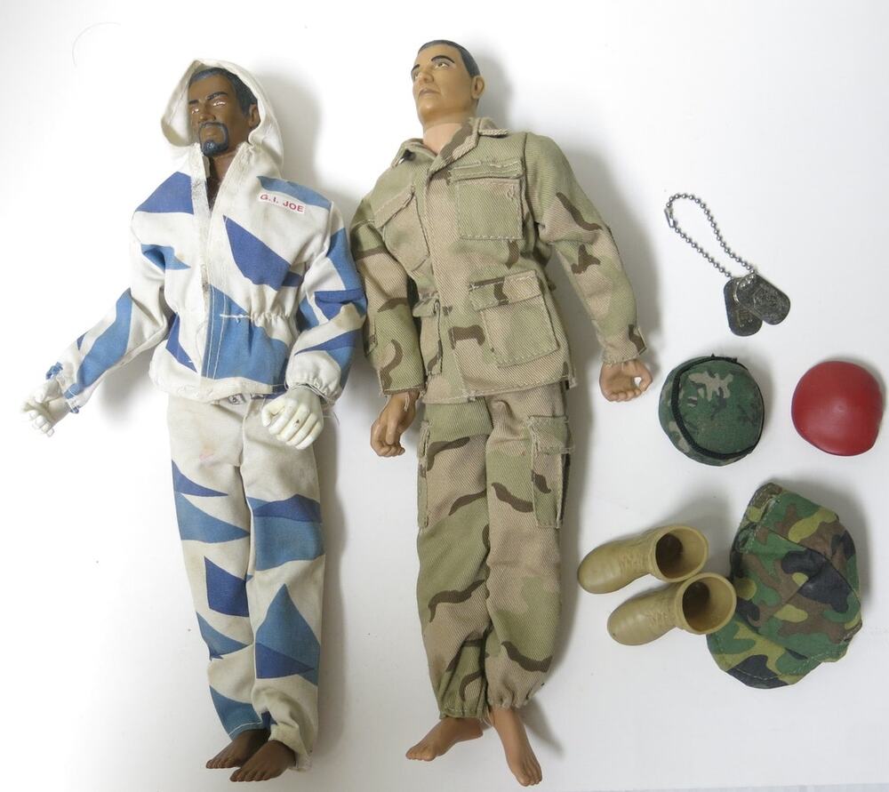 VINTAGE 1996 GI Joe Soldiers and Accessories Bundle Caucasian/Black Toy Doll